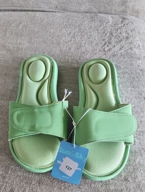 Sun & Sky Green Slide Sandals with Cushioned Footbed